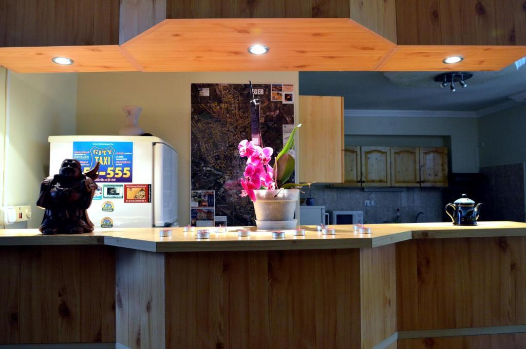 Flamingo Vendeghaz Bed & Breakfast Eğri Dış mekan fotoğraf
