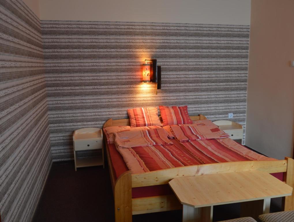 Flamingo Vendeghaz Bed & Breakfast Eğri Dış mekan fotoğraf